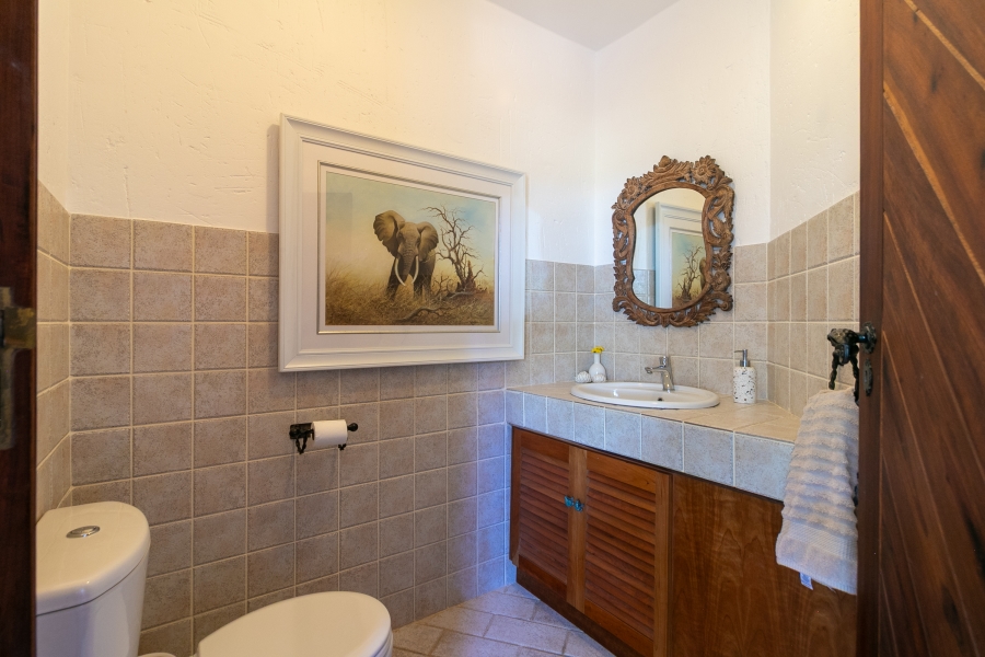 5 Bedroom Property for Sale in Pezula Golf Estate Western Cape